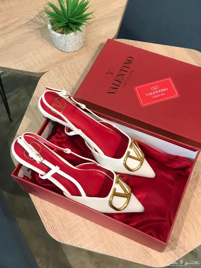 هيلزات وسليبرات نسائيه 230 24