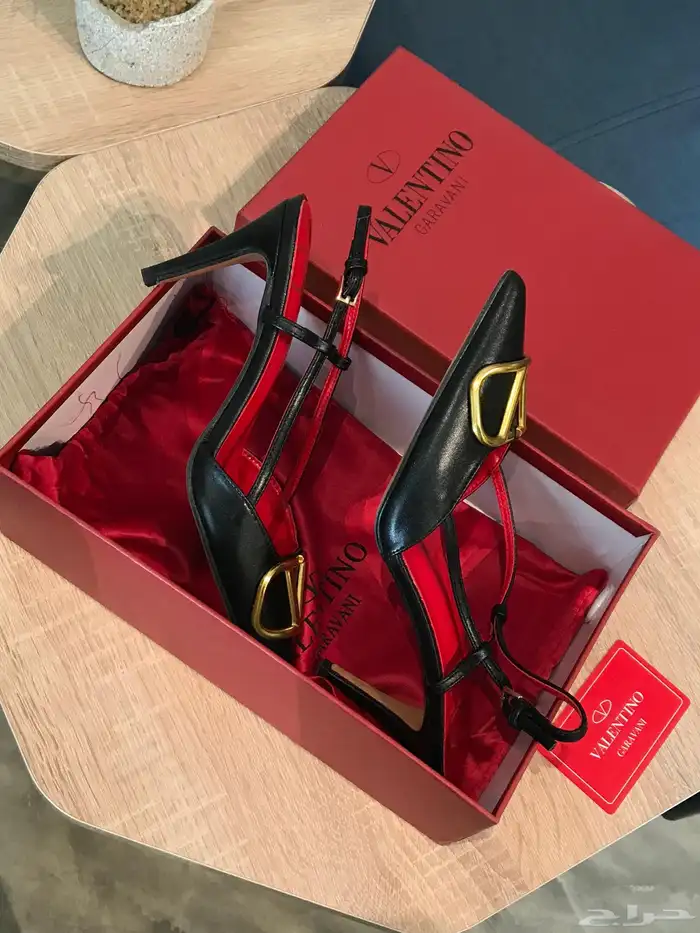 هيلزات وسليبرات نسائيه 230 5