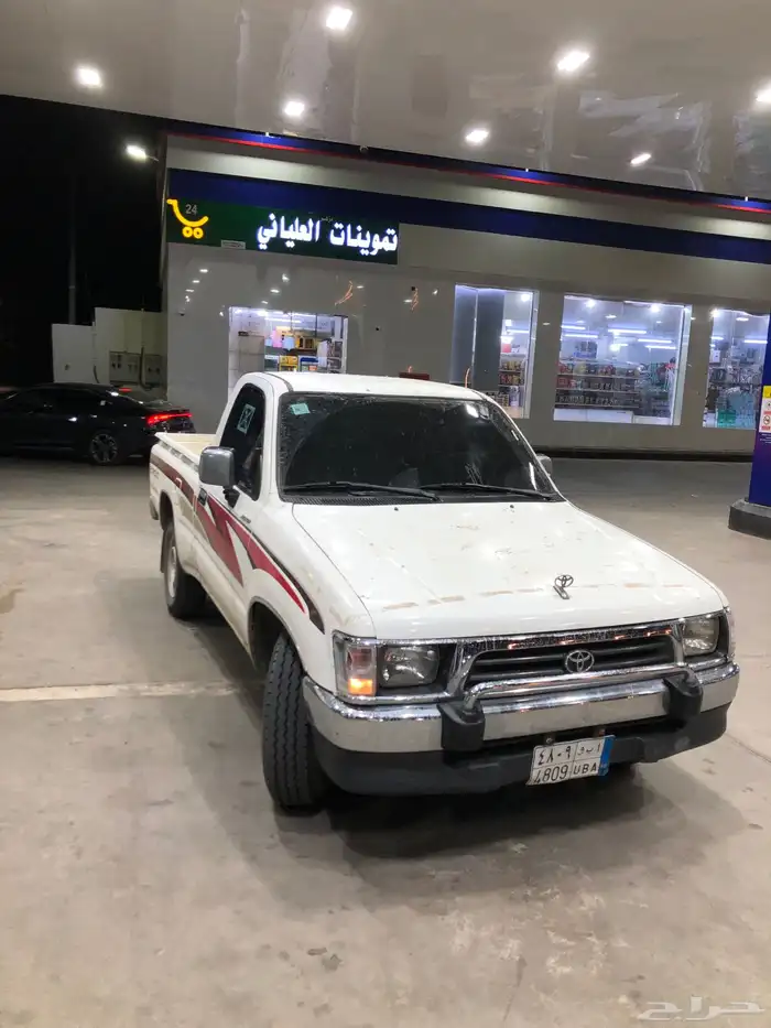 مطلوب هايلكس نضيف يقبل اقصاد او البدل 1