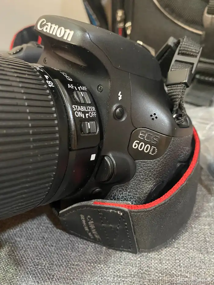 كاميرا كانون EOS 600D 3