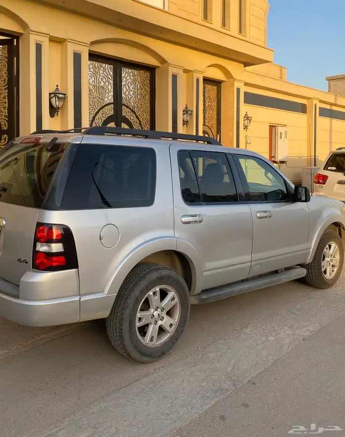 فورد اكسبلور 2011 نظيف 10