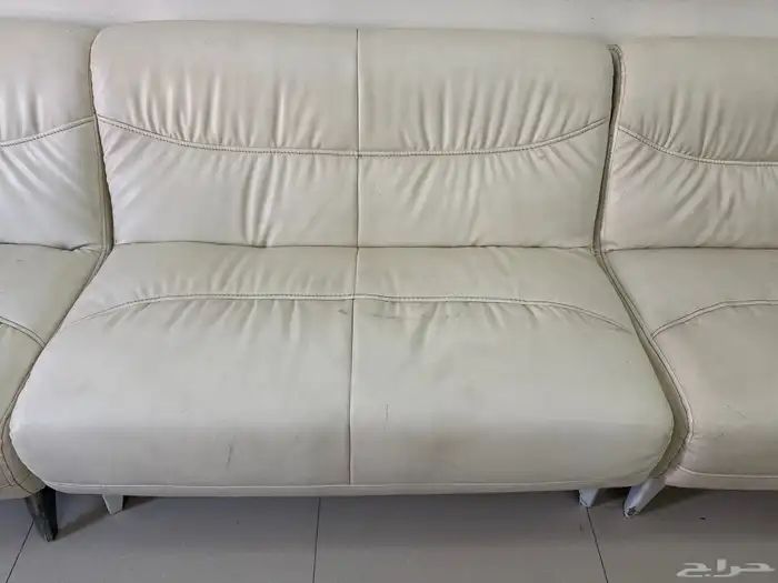 طقم كنب جلد ابيض 0