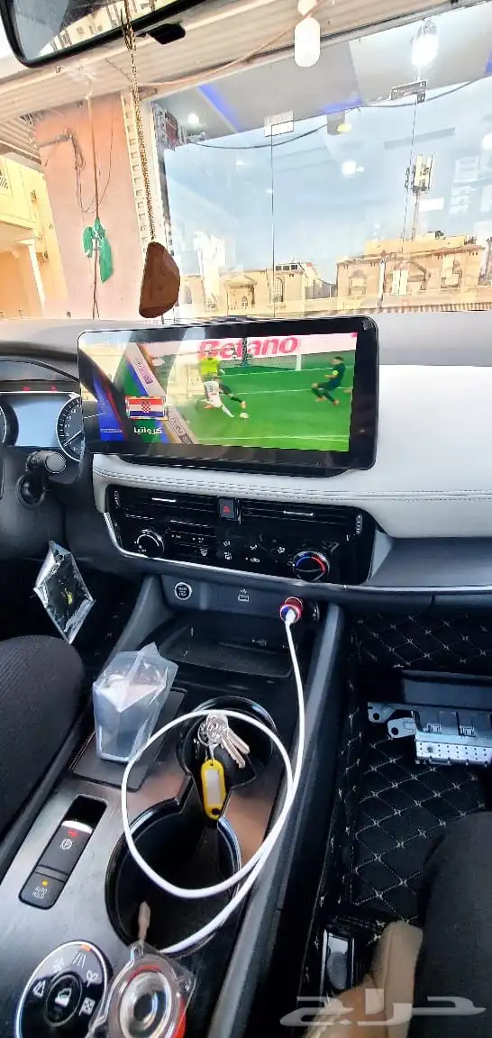 شاشة نيسان اكستريل 24 2