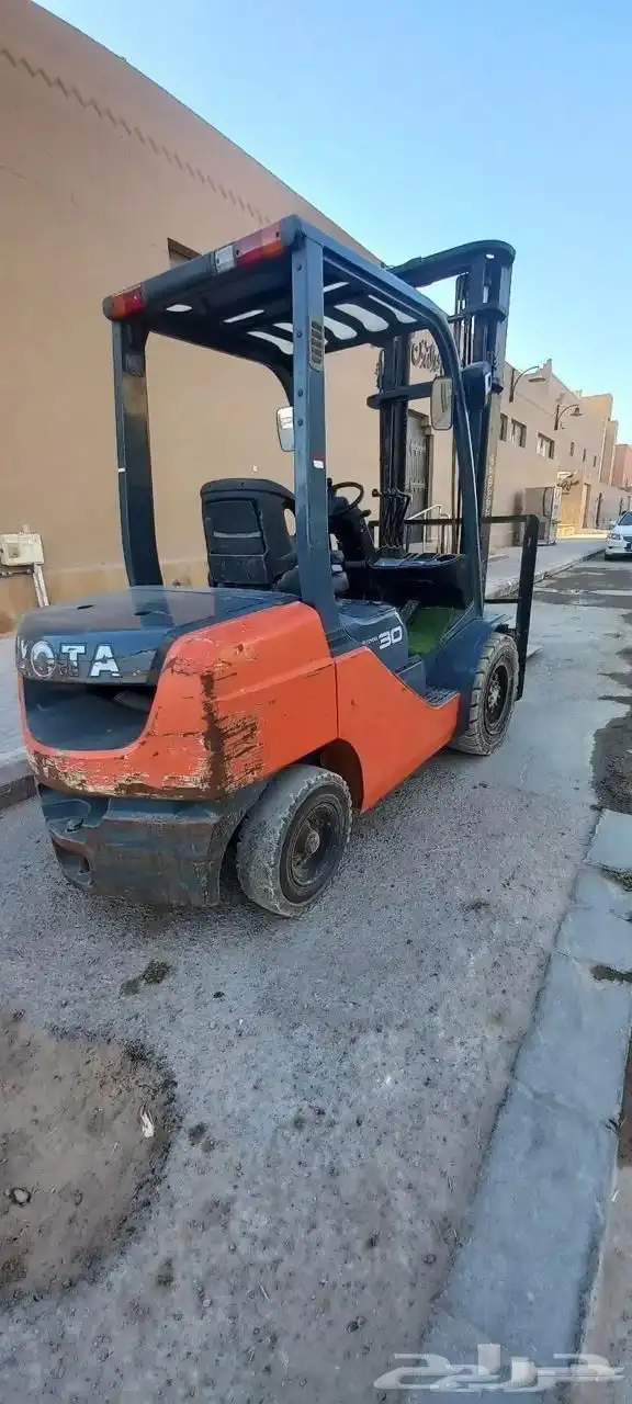 رافعة شوكية للايجار فوركلفت للايجار تاجير رافعات ايجار رافعة 5