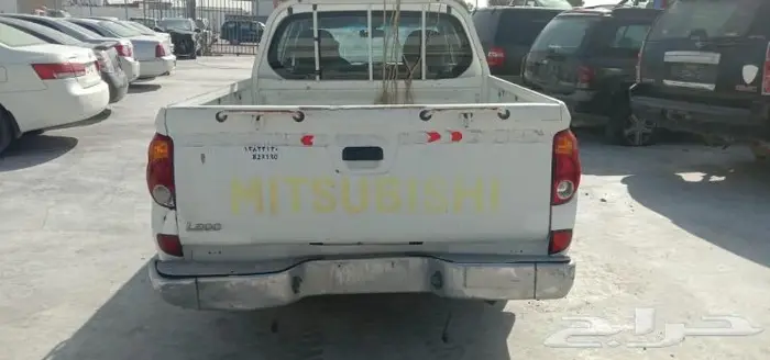 ميتسوبيشي L200 مصدوم 2015 2