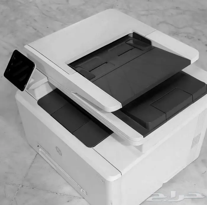 طابعة ليزرHP_شاملة_أسود وملون_موفرة للحبر_واي فاي_نظيفة جدآ 2