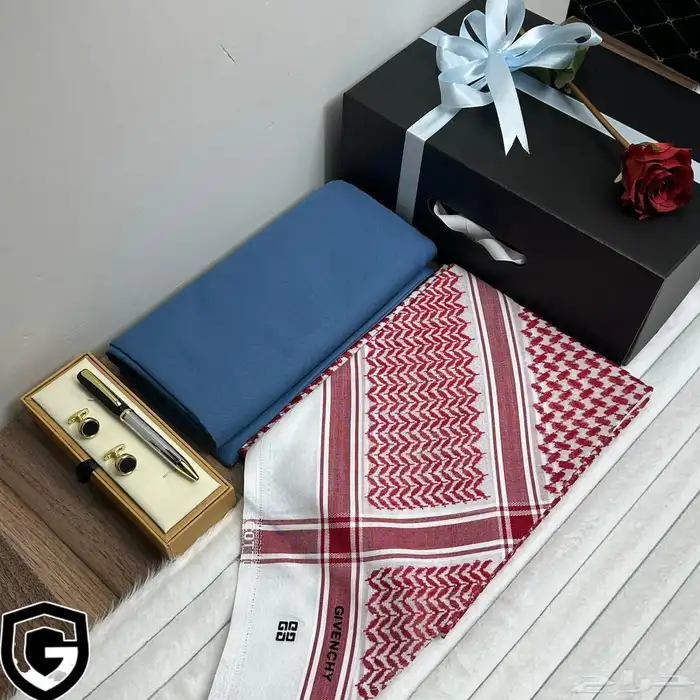 طقم ماركة جيفنشي قماش ووشماغ 5