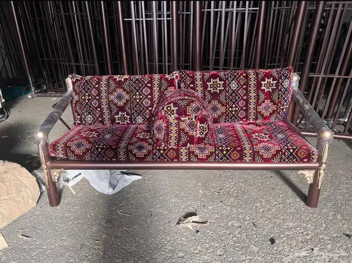 جلسات حديد خارجية مع جلسات عربية 8