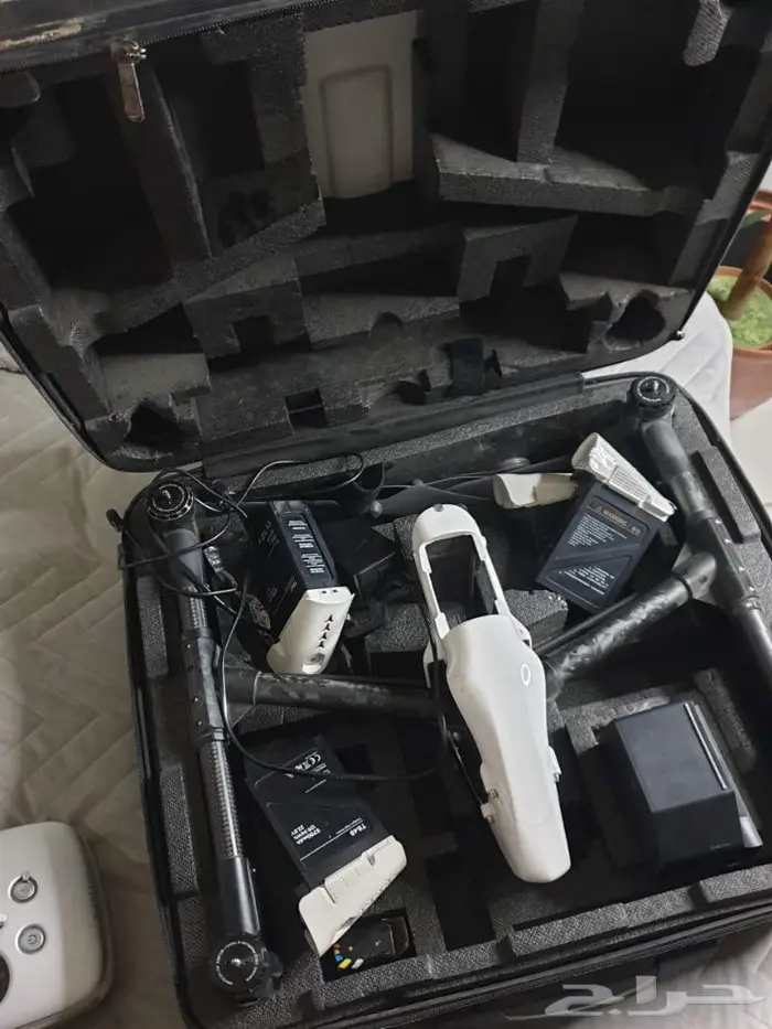 طياره درون انسباير 1 . dji inspaire 1 7