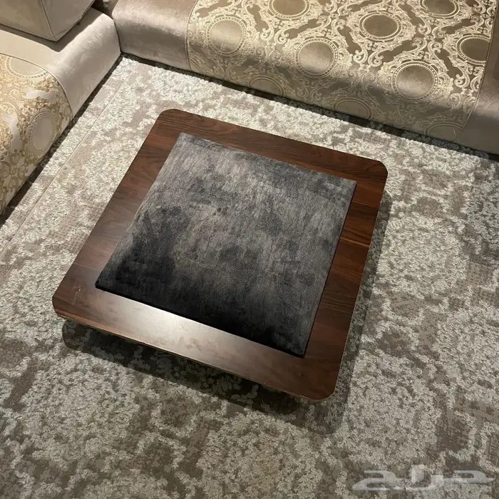 طاولة بلوت 4
