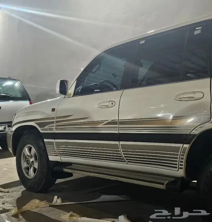 تجديد قطع واكسسوارات لاندكروزر 2003 - 2007 10