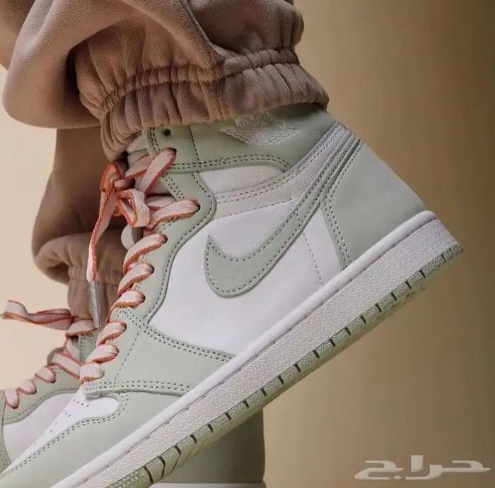 شوزات أحذية رياضية AIR AJ1 فيتنامي خامة اصليه 38