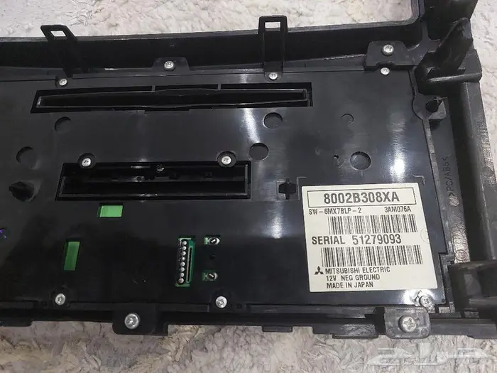 مسجل باجيرو 2015 وكاله نظيف جدا بالديكور 4