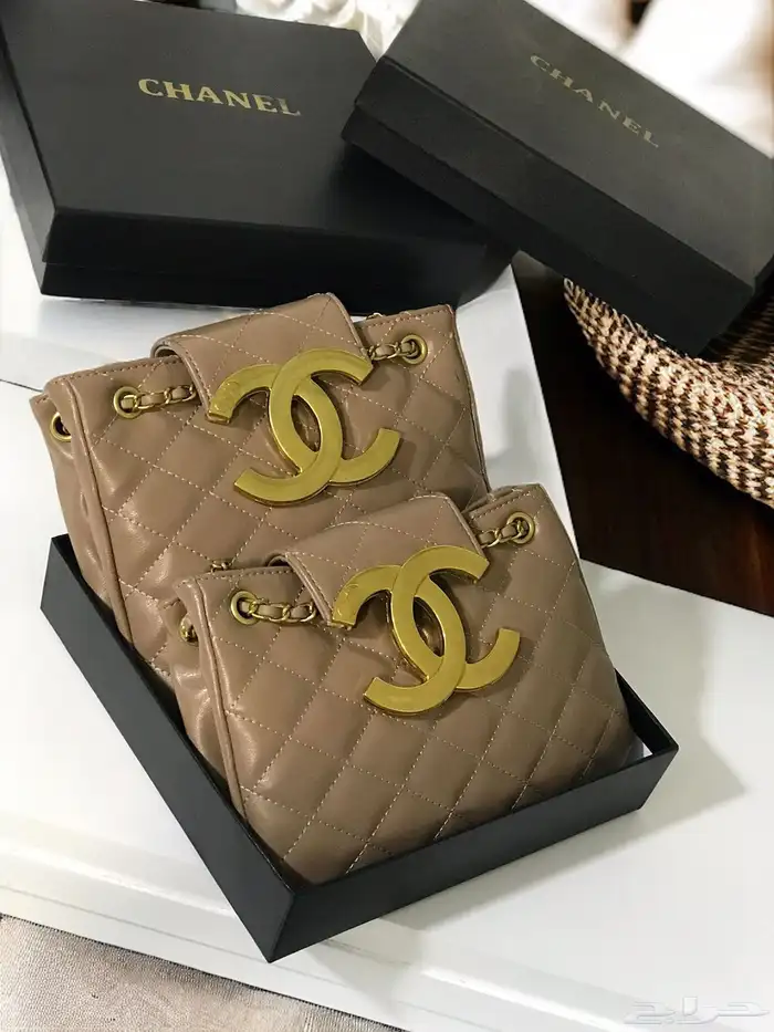 شنط نسائية تقليد ماركة هاي كواليتي مع ملحقات الشنطة 24