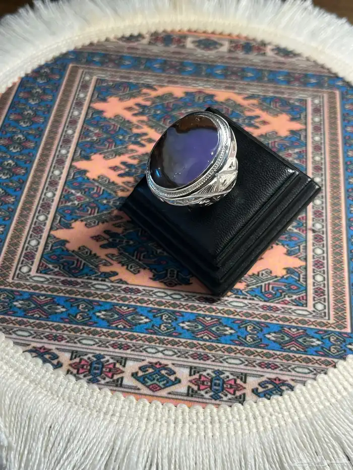 خاتم عقيق يمني اصلي خرايطي جميل لونين 0