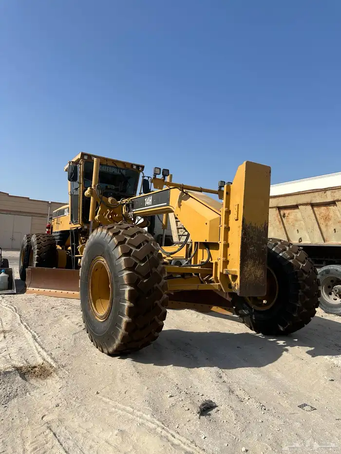 للاجار قريدر 14H مع سائق محترف 1