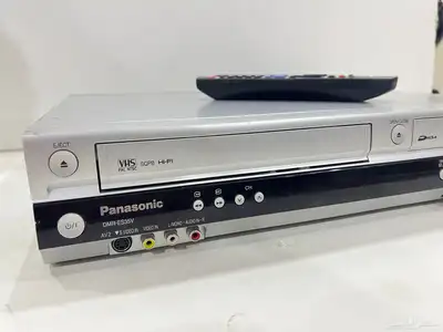 فيديو شريط كبير VHSمع DVD مدمج 4