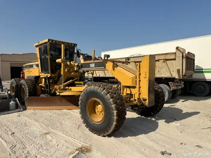 للاجار قريدر 14H مع سائق محترف 0