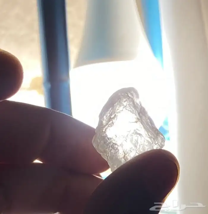 حجر كريم خام صلب غير قابل للخدش 4