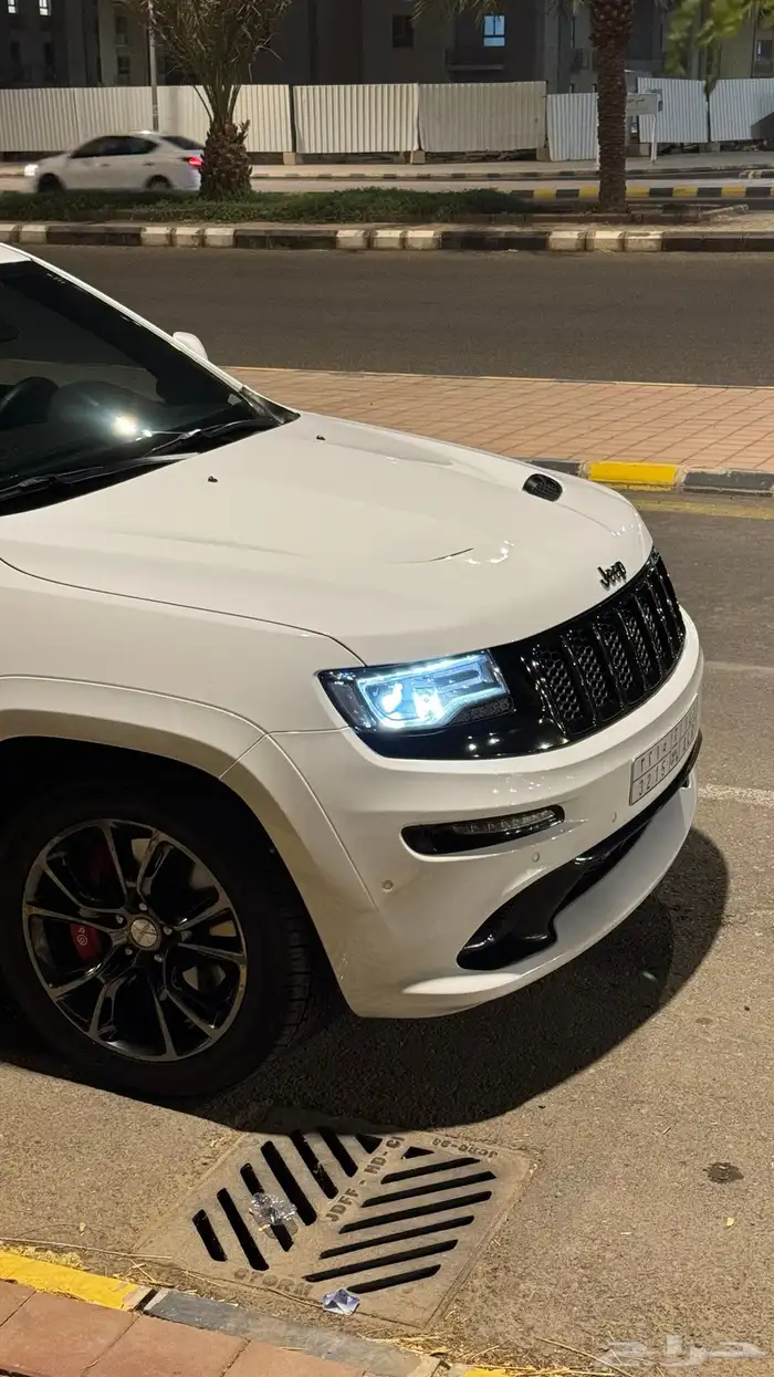 جراند شروكي SRT صيانات وكاله 12