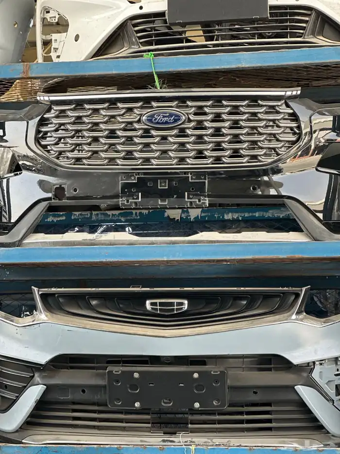 متوفر قطع غيار السيارات الصيني Geely GAC chery HAVAL Changa 4
