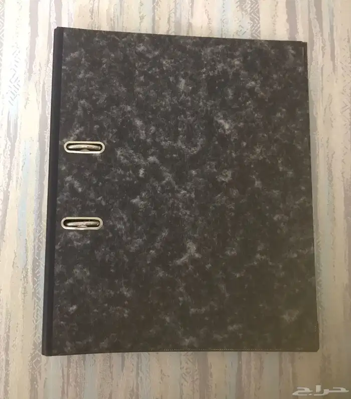 ملفات مكتبية قرطاسية 1