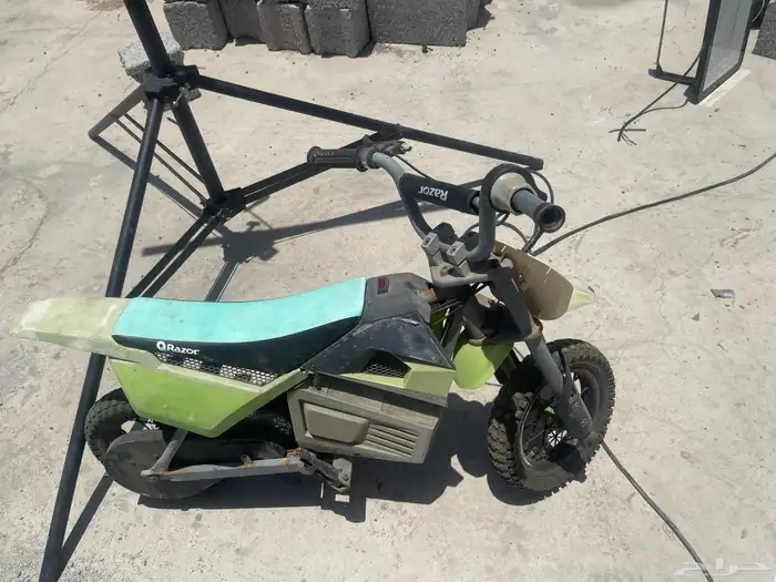 سكوتر دباب شغال من رازور 0