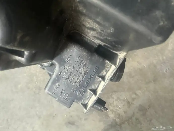 2023  2024 ES250 ES350شمعات او انوار 2