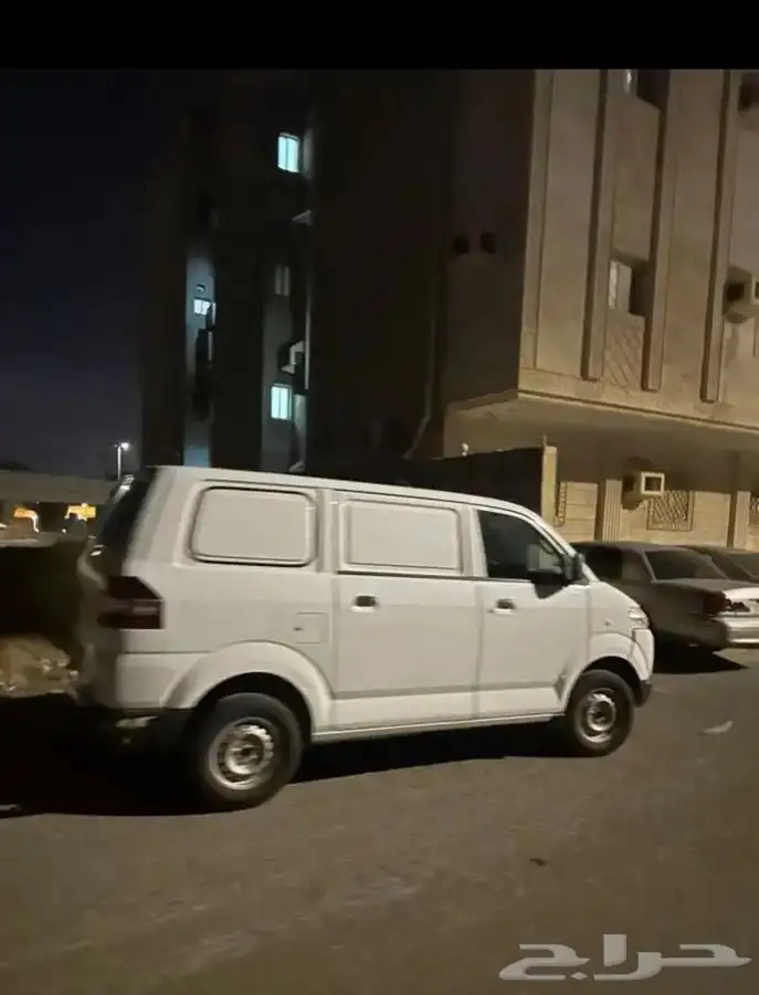 فان سوزوكي للإيجار 0