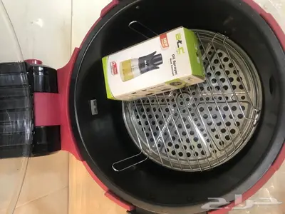 للبيع صانعه طعام وقلاية هوائيه مستخدمه 3 مرات 0