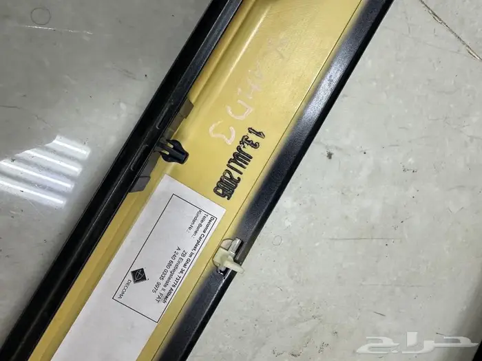 قطع غيار مايباخ W240 8