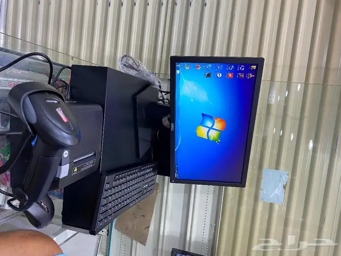 جهاز كاشير dell رام 4هارد 128 ssd شاشة مقاس 19 كيبورد  ماوس 1