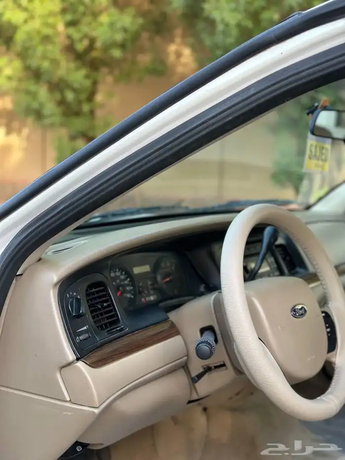 فورد 2012 مخزن ماشي 81 الف مدني بدي بلد شرط (تم البيع) 21