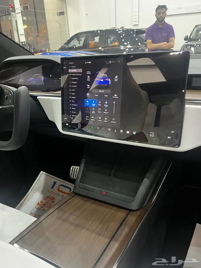 نادرة في السوق Tesla Model X (Longest Range) 9