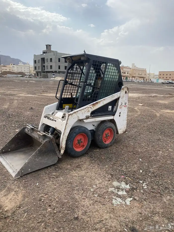 بوبكات بوب كات ببكات صغير واحد متر للايجار وليس البيع 2
