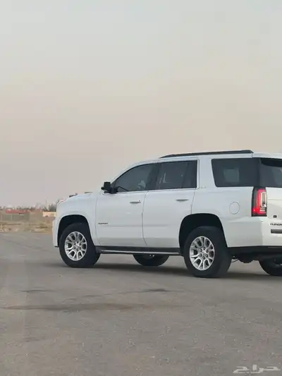 يوكن 2015 أبيض 0