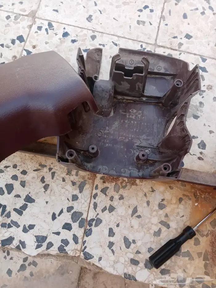 قطع غيار السيارات 0