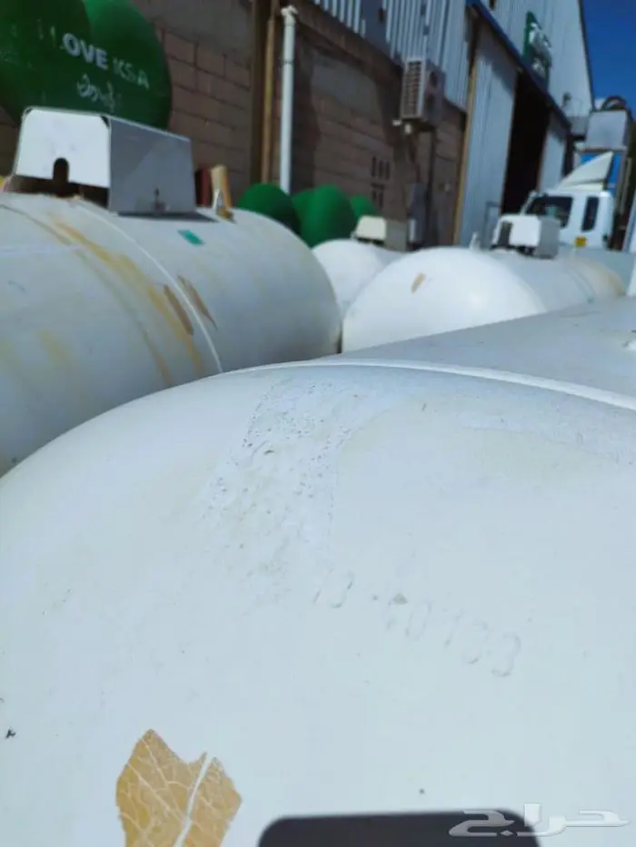 3خزان غاز 2000 لتر - الرياض 0