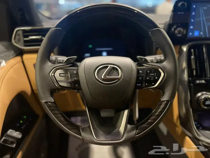 لكزس LX600 BB بنزين 2025 14