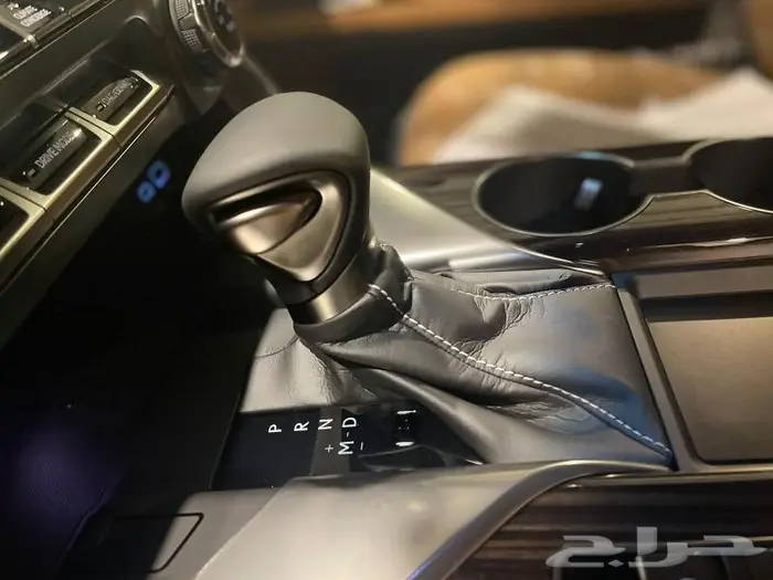 لكزس LX600 BB بنزين 2025 16