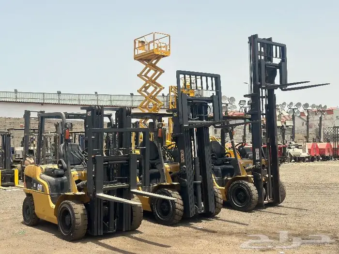 Caterpillar forklift 3tons رافعه شوكيه كتر 2021 1
