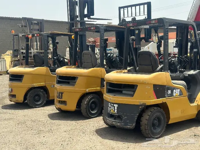 Caterpillar forklift 3tons رافعه شوكيه كتر 2021 2