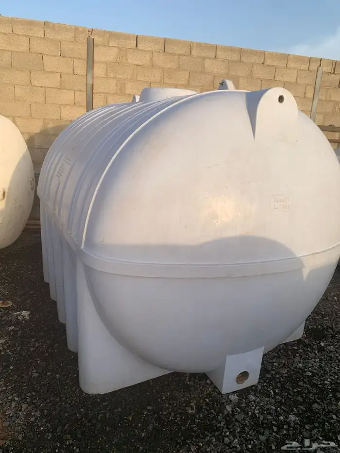 عرض خزانات مستعمل للبيع فيبر اربع طبقات بسعر مناسب جدا 5