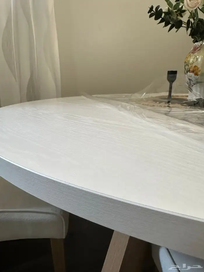 طاولة طعام 3