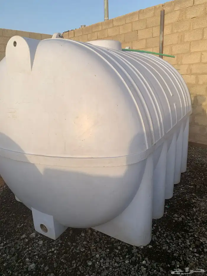 عرض خزانات مستعمل للبيع فيبر اربع طبقات بسعر مناسب جدا 4