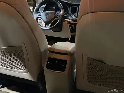 توسان 2018 محرك 2000 ( مخزن ) مباع 32