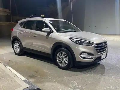 توسان 2018 محرك 2000 ( مخزن ) مباع 7