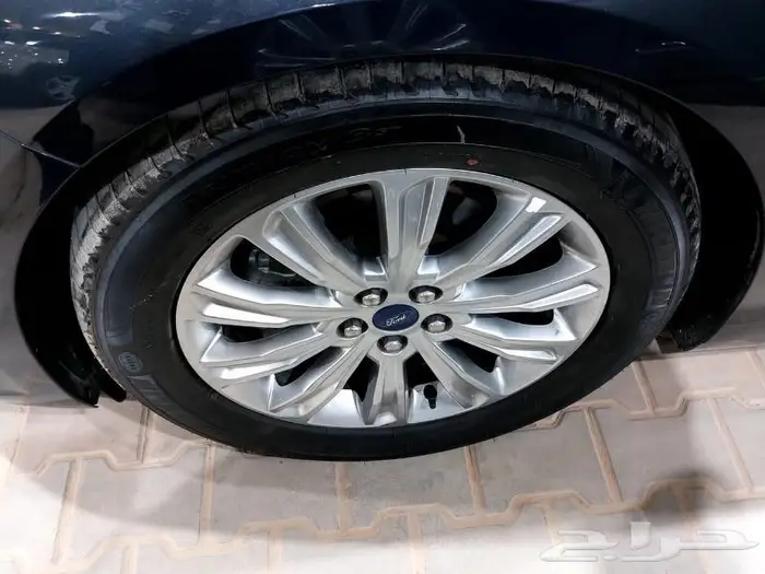 فورد تورس امبيانتي 2022 3