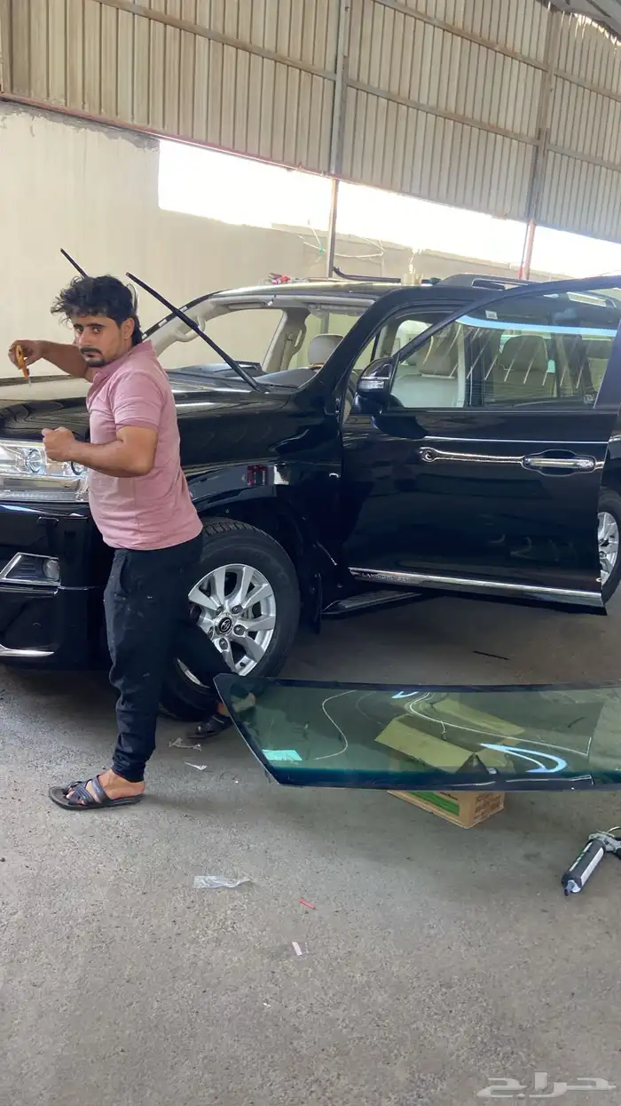 المملكه لجميع نواع زجاج اوقزاز السيارات وخدمه تركيب للمنزل 6