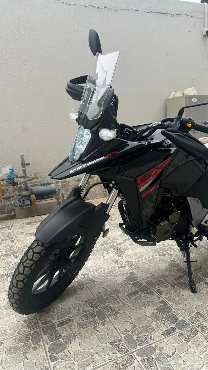 سوزوكي ادفنشر V-strom 250 7